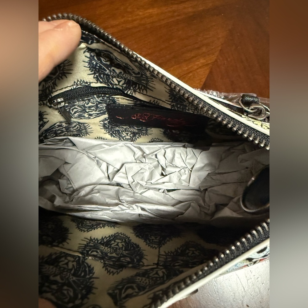Ed Hardy Shoulder & Crossbody Bag - Picture 10 of 10